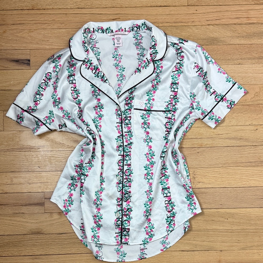 Victoria Secret Floral Satin button down Pajama Top XS